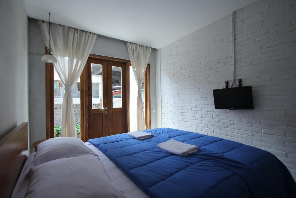 يوغياكارتا Pawon Cokelat Guesthouse الغرفة الصورة