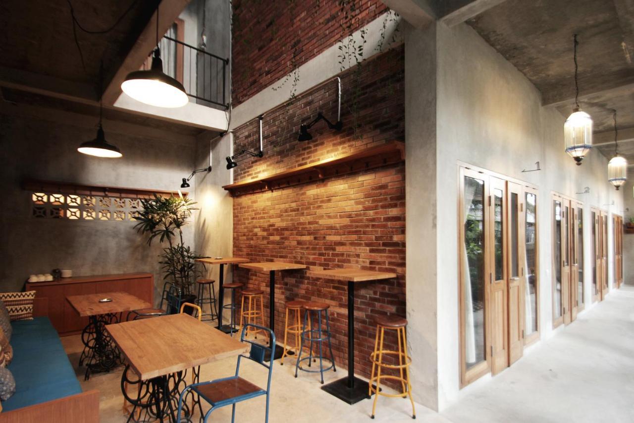 يوغياكارتا Pawon Cokelat Guesthouse المظهر الخارجي الصورة