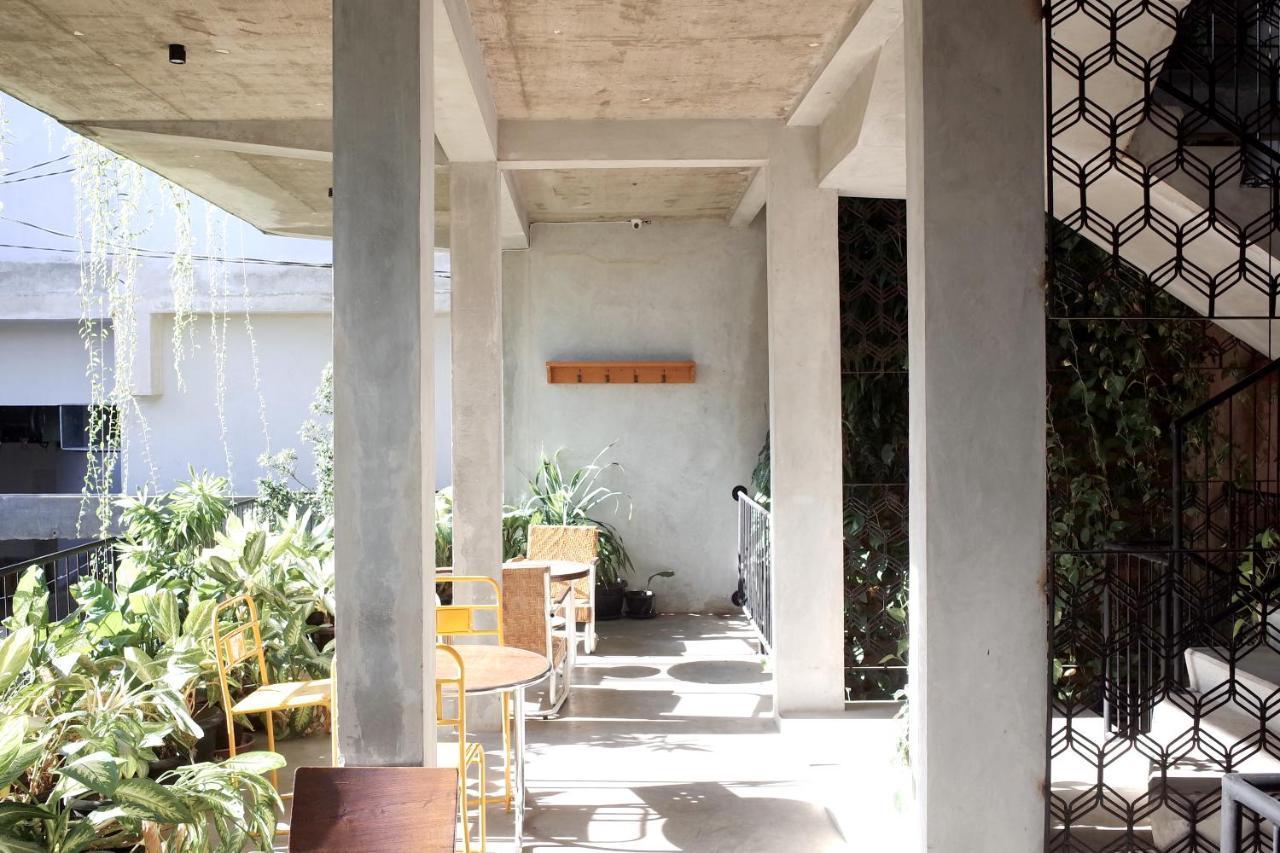يوغياكارتا Pawon Cokelat Guesthouse المظهر الخارجي الصورة