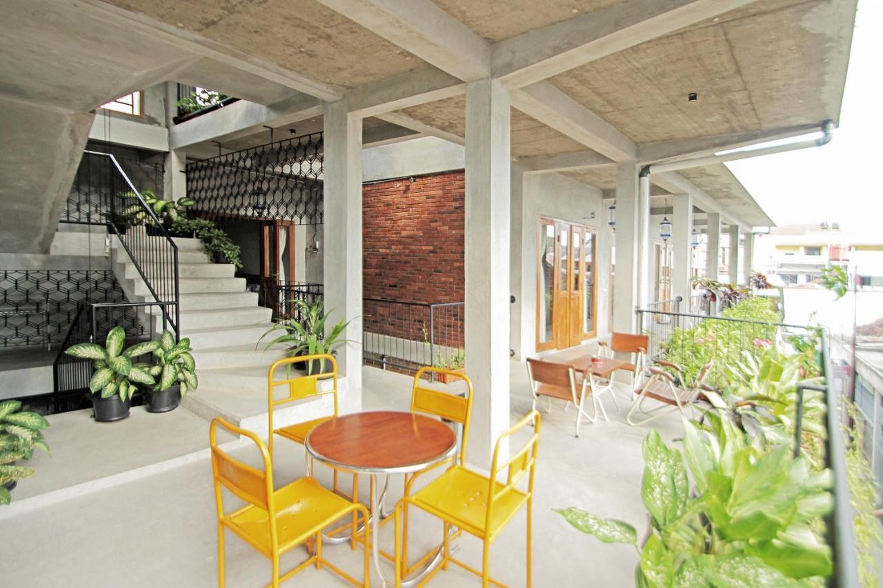 يوغياكارتا Pawon Cokelat Guesthouse المظهر الخارجي الصورة
